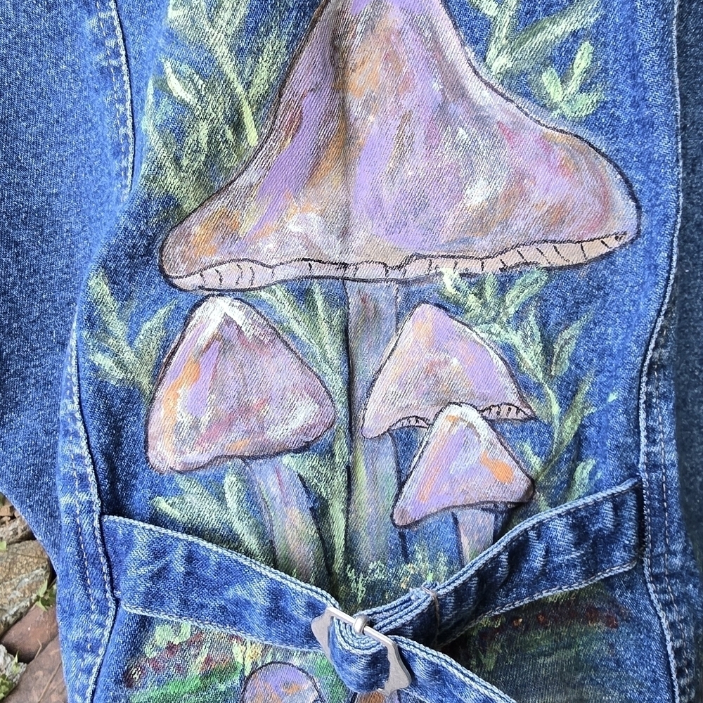 ​🐸🍄 Vintage Passport Hand Painted Mushroom Frog Denim Vest - Size M - Picture 3 of 7